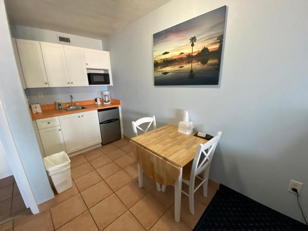 Coral Sands Inn Ормънд Бийч Екстериор снимка