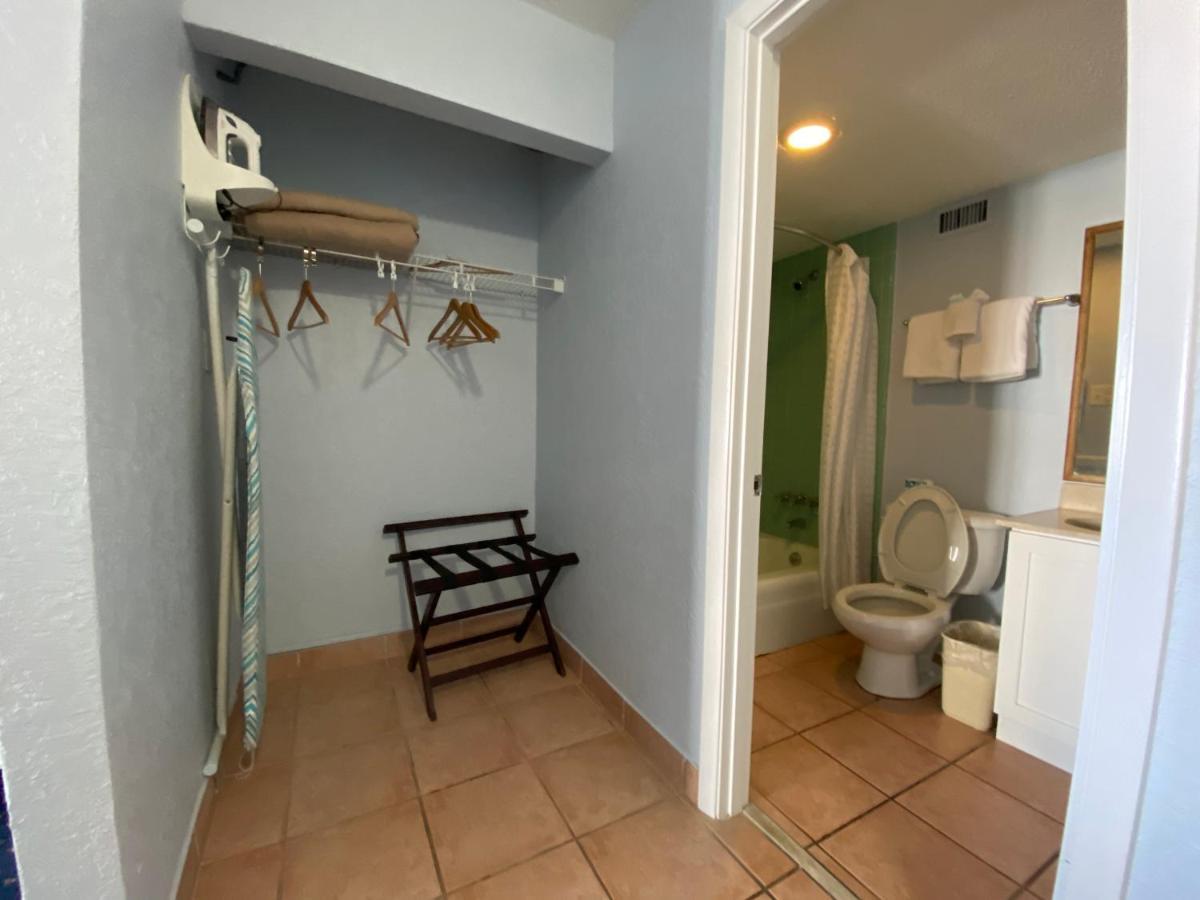 Coral Sands Inn Ормънд Бийч Екстериор снимка
